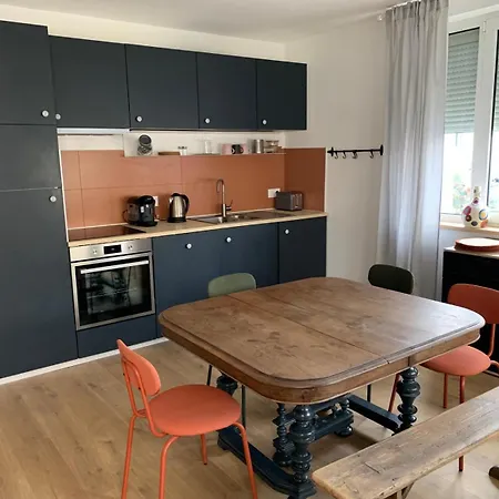 Semesterbostad Magnifique Duplex Pour 6 Personnes Aux Portes De Paris